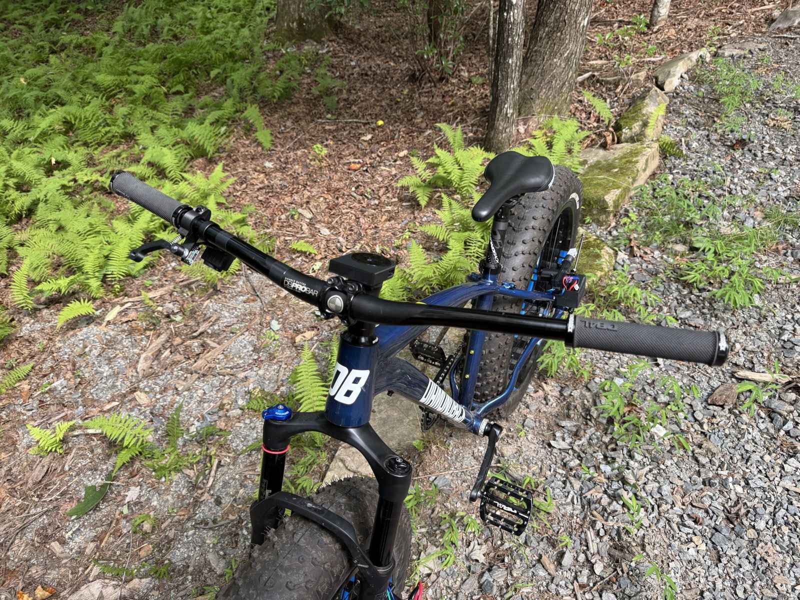 The complete AirLock bike, with no brake cables